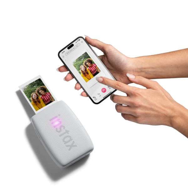 (PNG) instax mini Link 3 - promotional images - 08 Clay White - Top LED Purple_0290.png