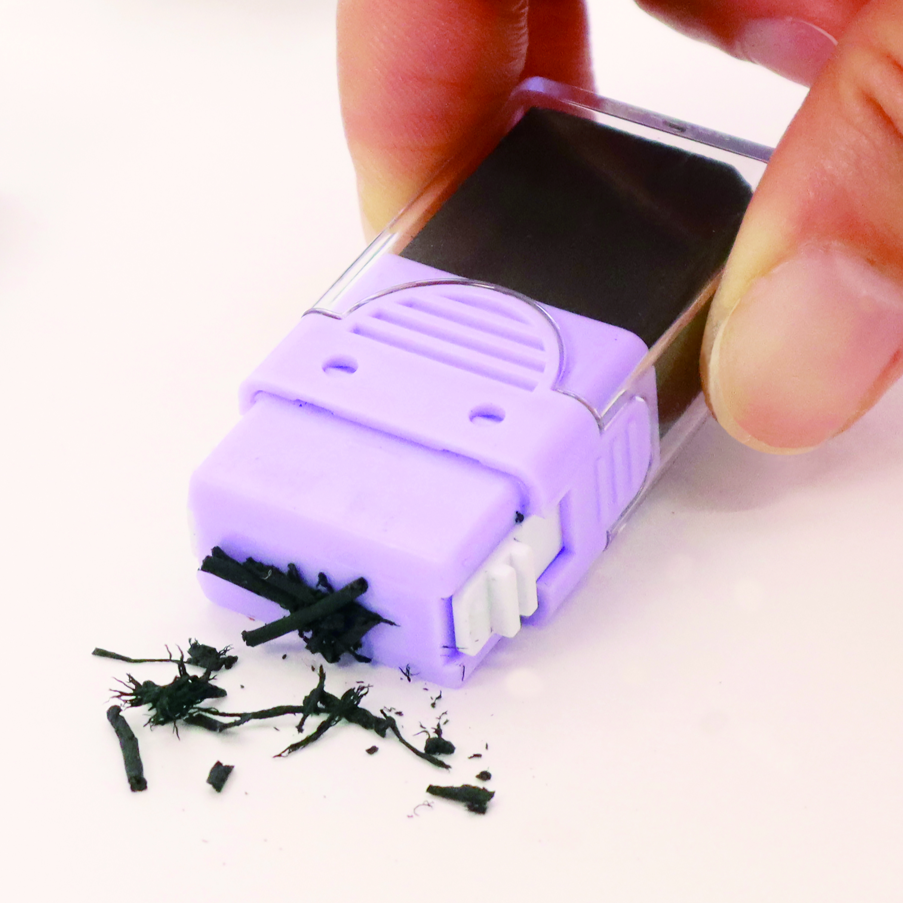 クツワ マ磁ケシ.jpg